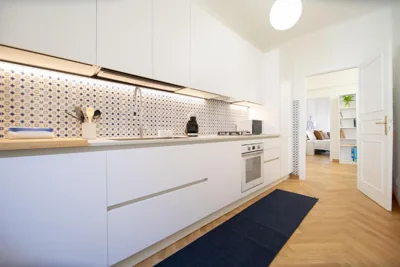 Singer House in Center Town – Photos 4